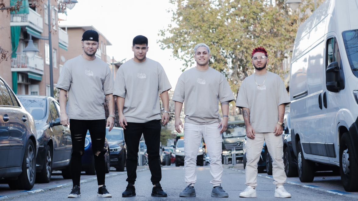 Equipo de barberos de Fresh Barbershop Alcobendas